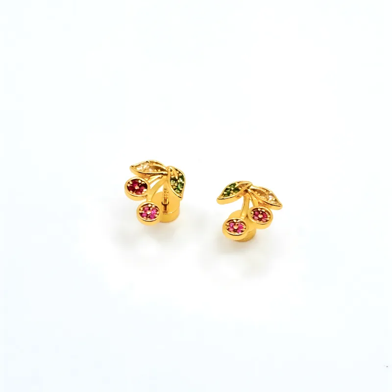 TIANA JOYAS - Aros de Cereza con Circones de Plata 925 enchapados en Oro 18k