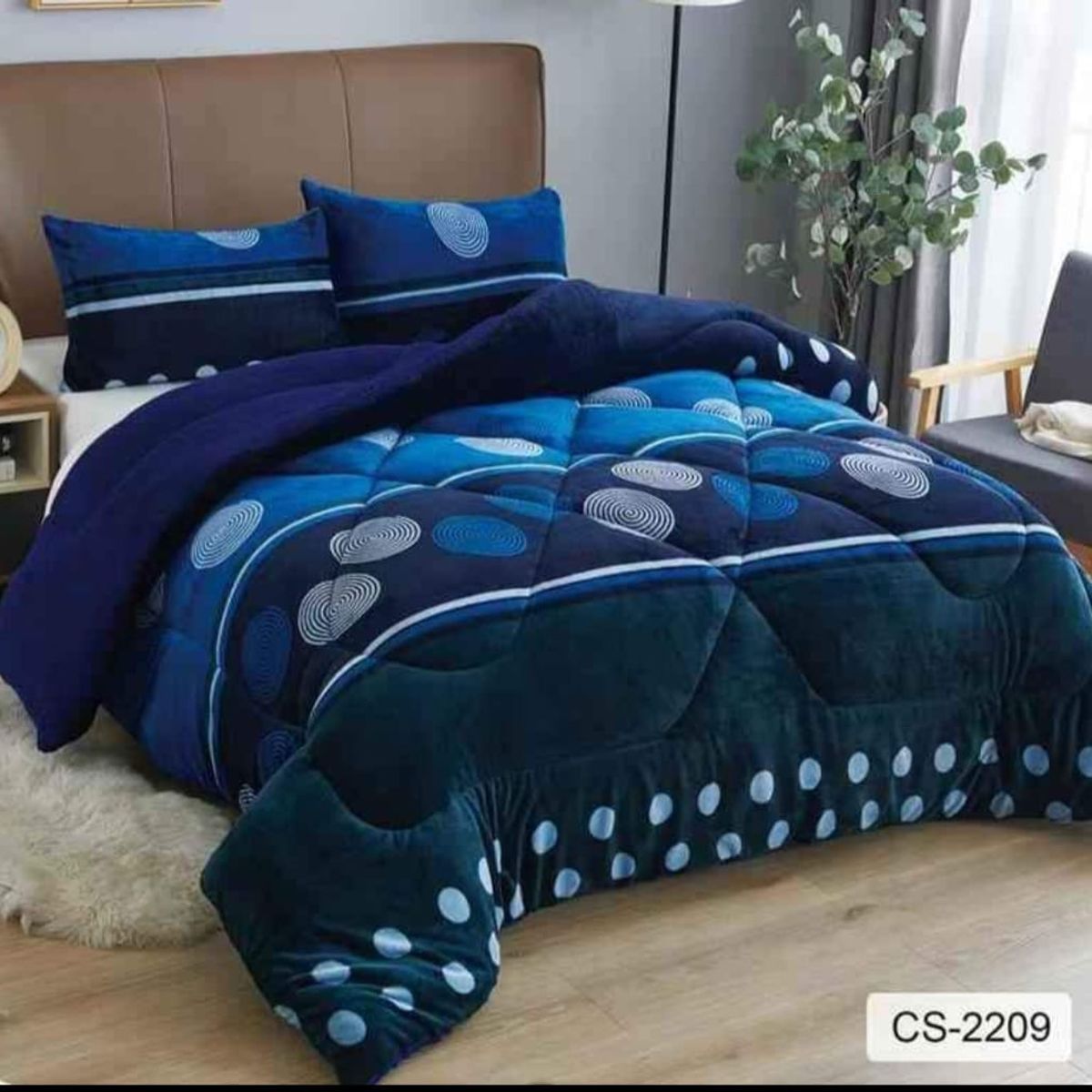 GENERICO - Cubrecama de Invierno Plush con Chiporro 2 plazas Azul CS2209