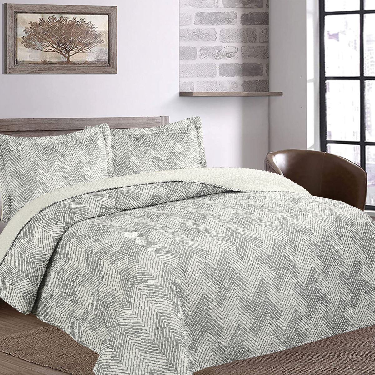 CHANTILLY - Quilt Ultrasonic Sherpa Geo