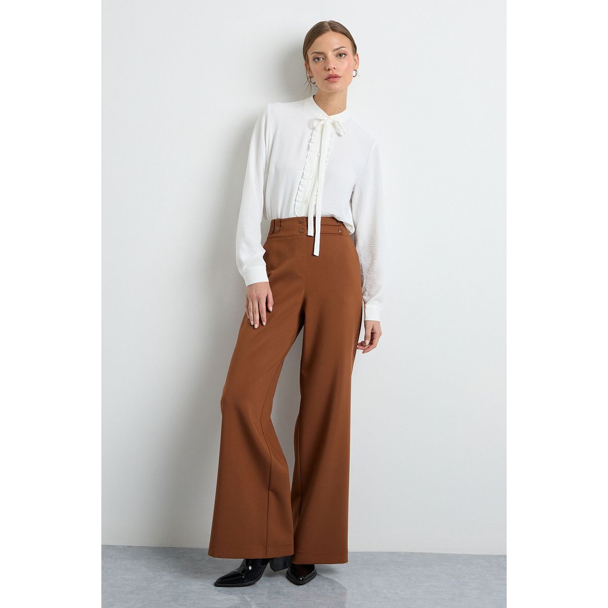 IO - Pantalon Café Mujer Io