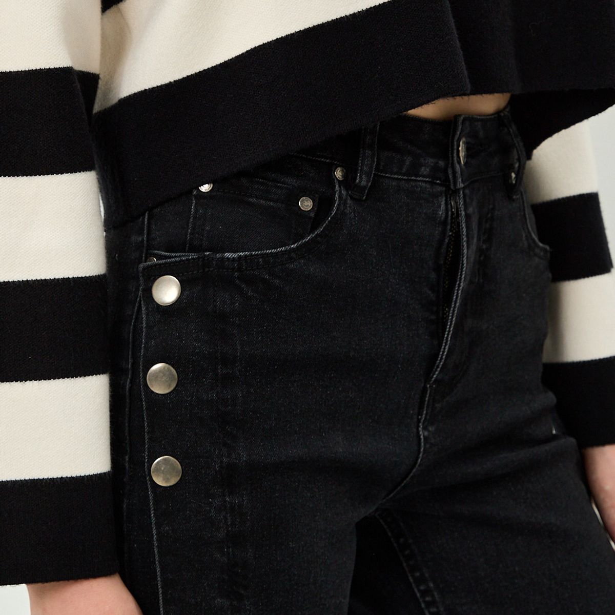 IO - Jeans Negro Mujer Io