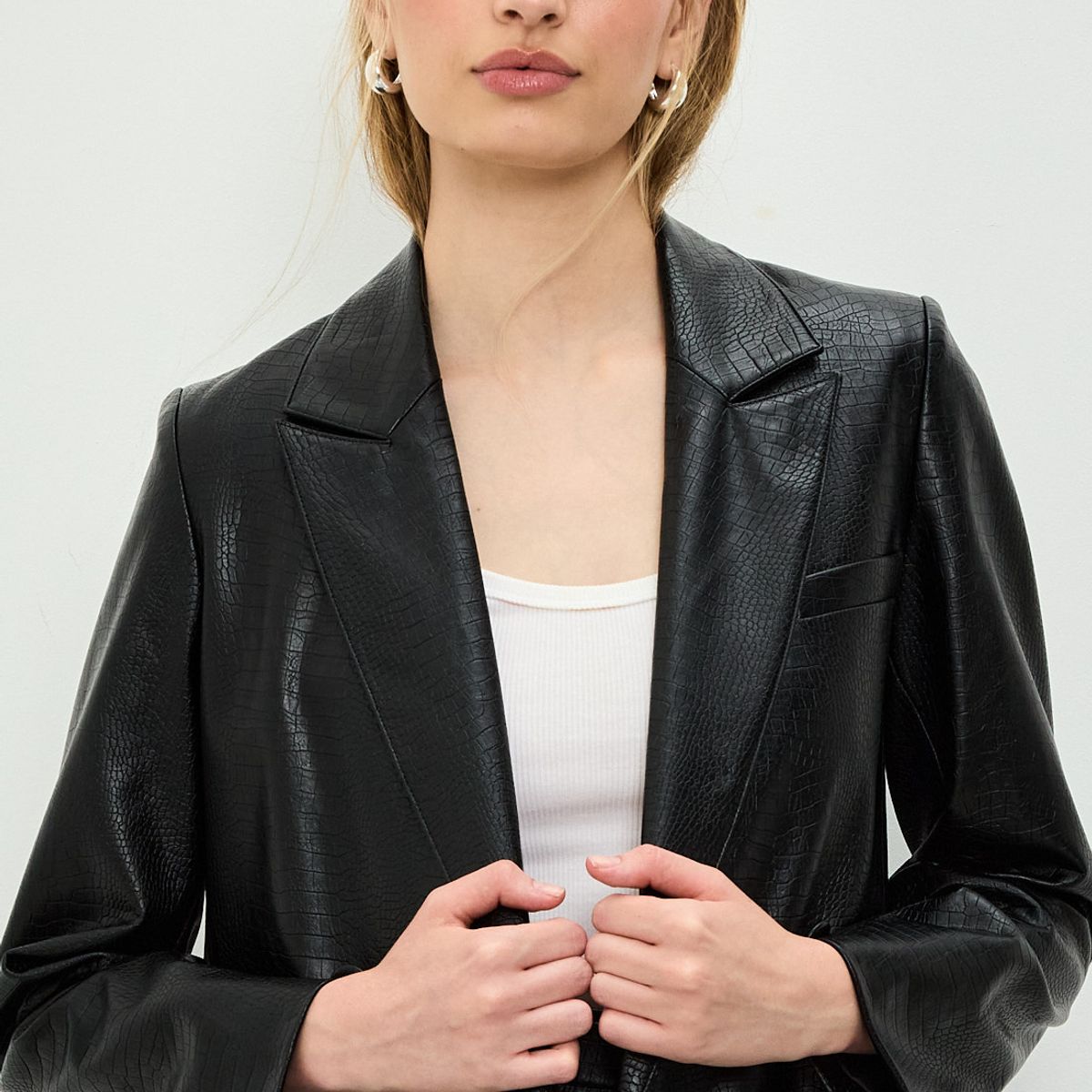 IO - Blazer Negro Mujer Io