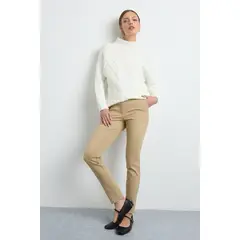 IO - Pantalon Beige Mujer