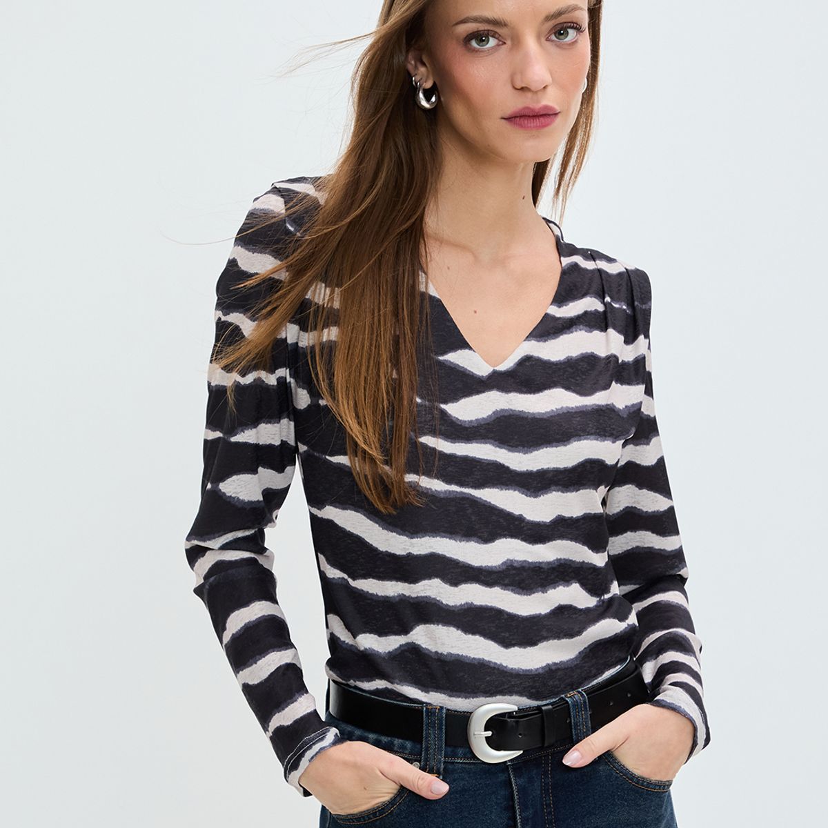 IO - Polera Manga Larga Negro Mujer Io