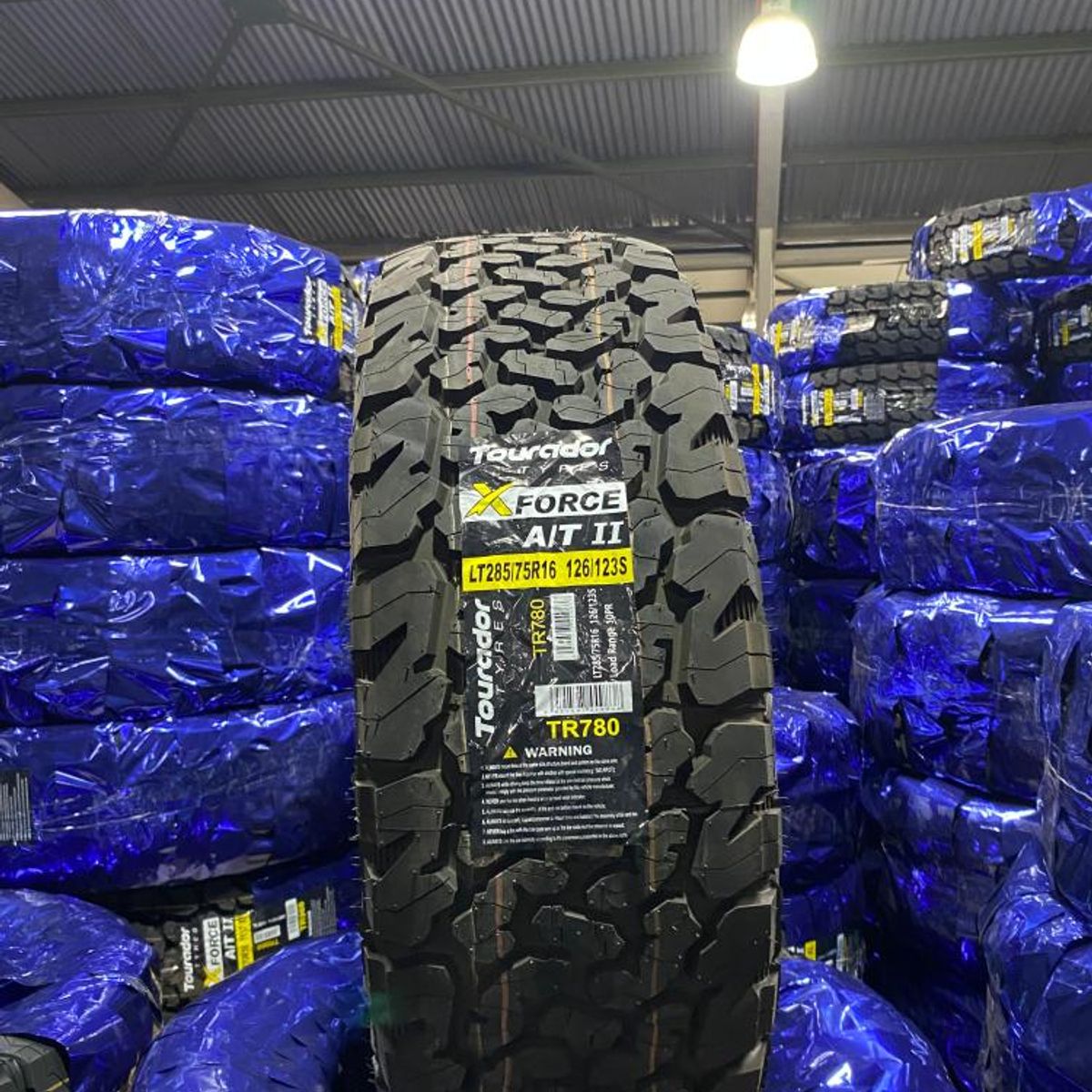 GENERICO - Neumatico 28575 R16LT TOURADOR X FORCE AT II 126123S BZ 10PR.