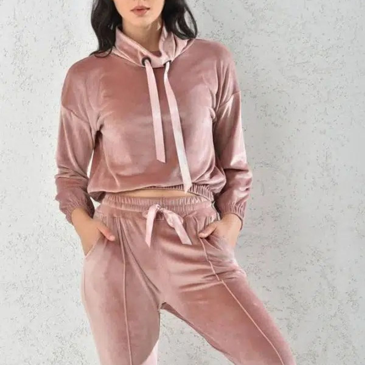 MROTTO - Conjunto Terciopelo Rosado Mujer - Poleron Manga Larga y Buzo