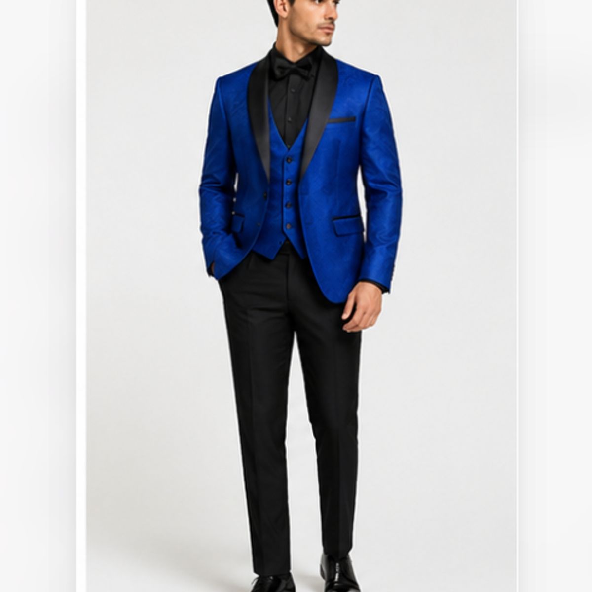 XPRESS RECHARGE - Traje elegante azul rey de tres piezas