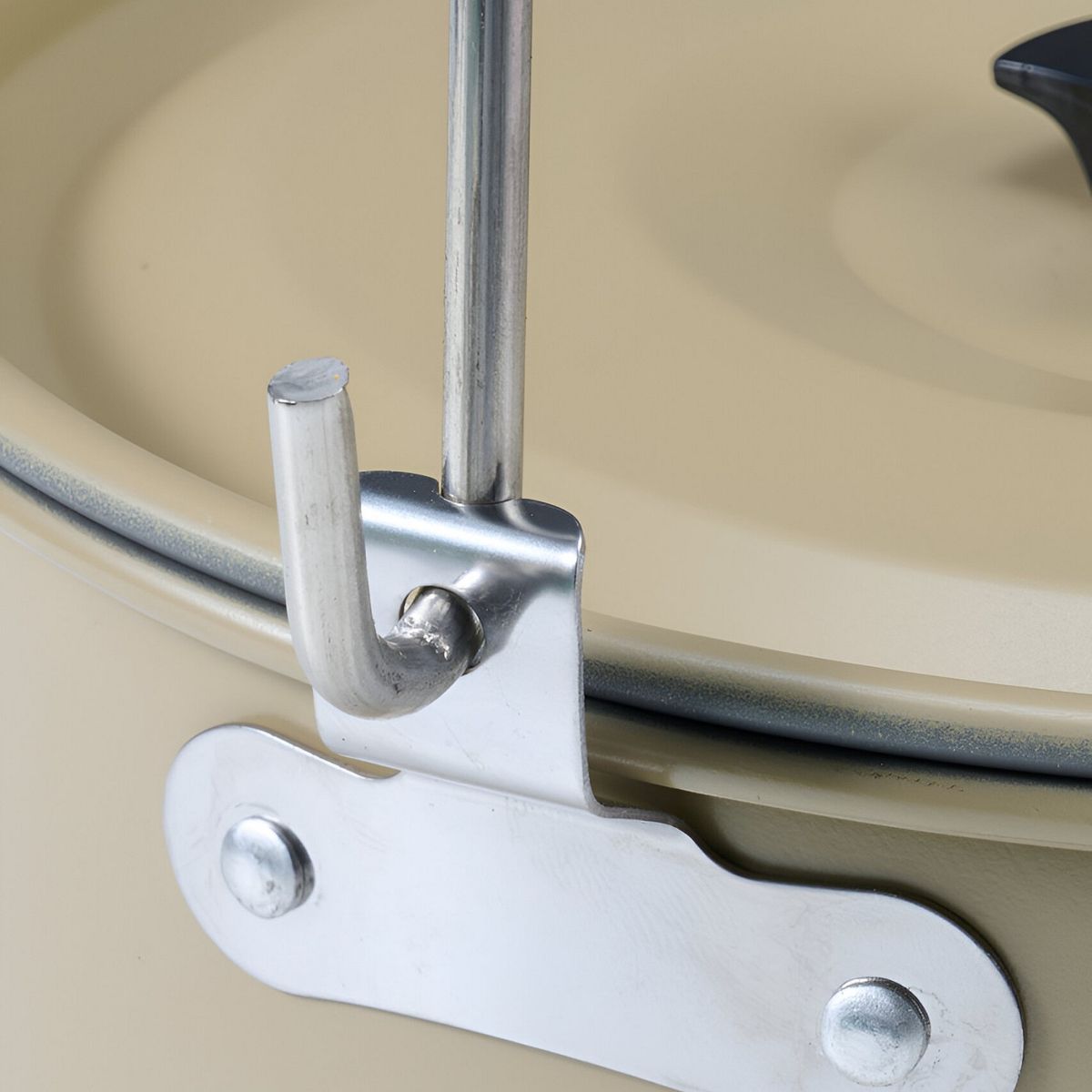 TERRA FORCE - OLLA CAMPING 42L COLGANTE ARENA