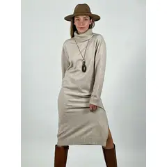 ENIGMATICA BOUTIQUE - Vestido Lana Liso Cuello Alto Botones en Mangas Blanco Invierno