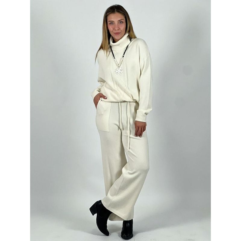 ENIGMATICA BOUTIQUE - Conjunto Lana Cuello Alto Trenzado Delantero Burdeo