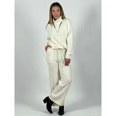 ENIGMATICA BOUTIQUE - Conjunto Lana Cuello Alto Trenzado Delantero Burdeo