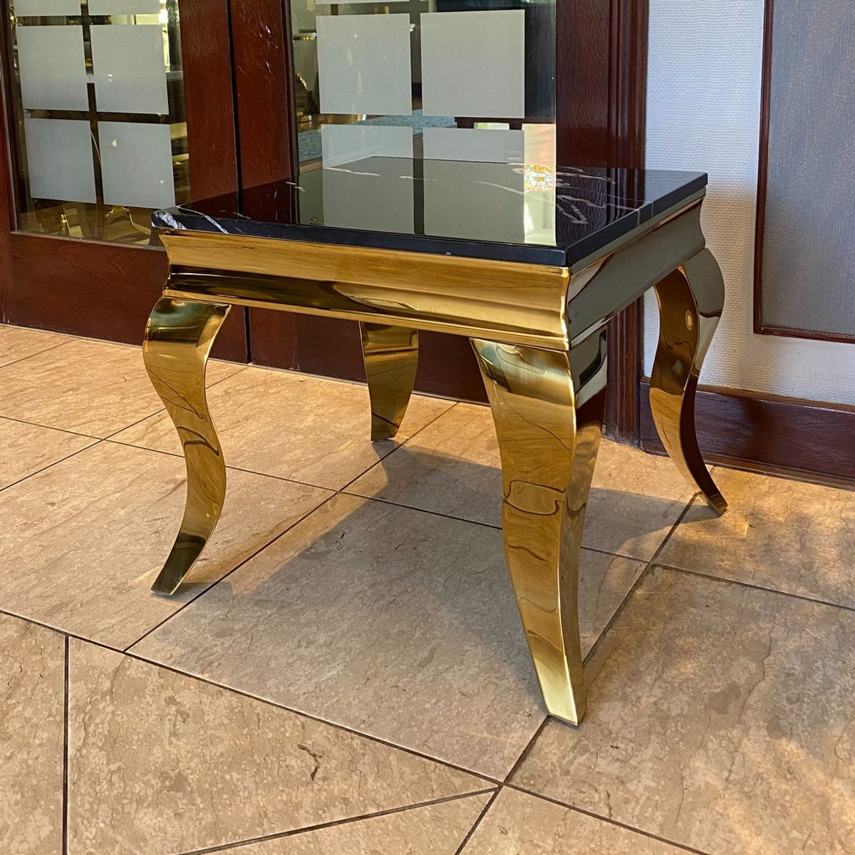 GENERICO - Mesa Lateral Cosmo Dorado Negro Estambul Design