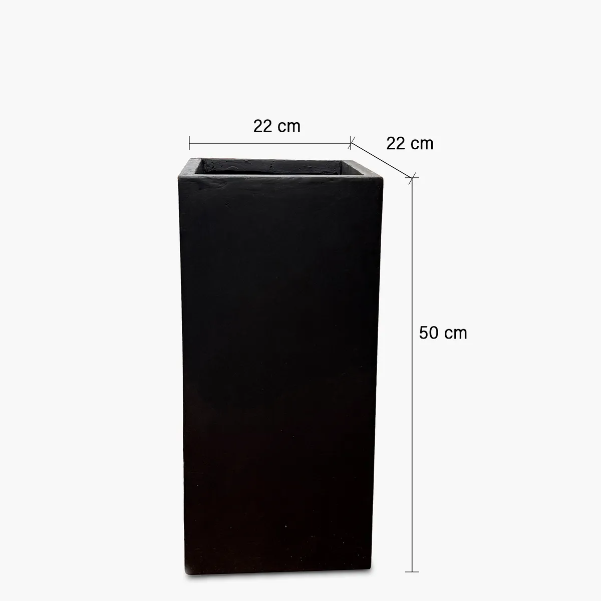 FORM DESIGN - Macetero Patagonia Alto 50 Negro Form
