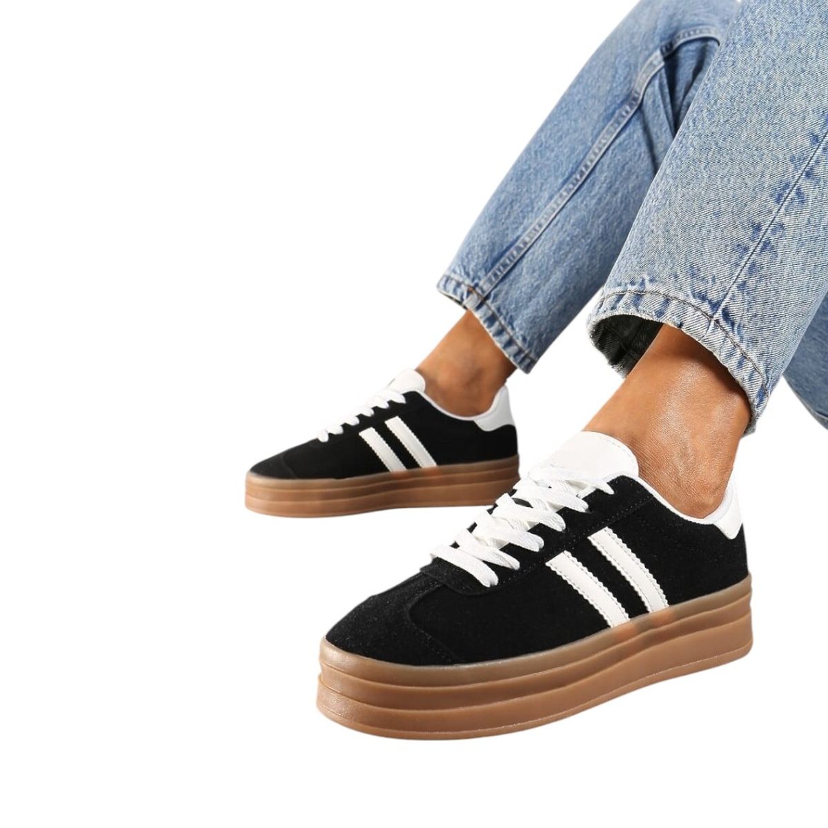 HERIEL - Zapatilla Negra Plataforma Mujer