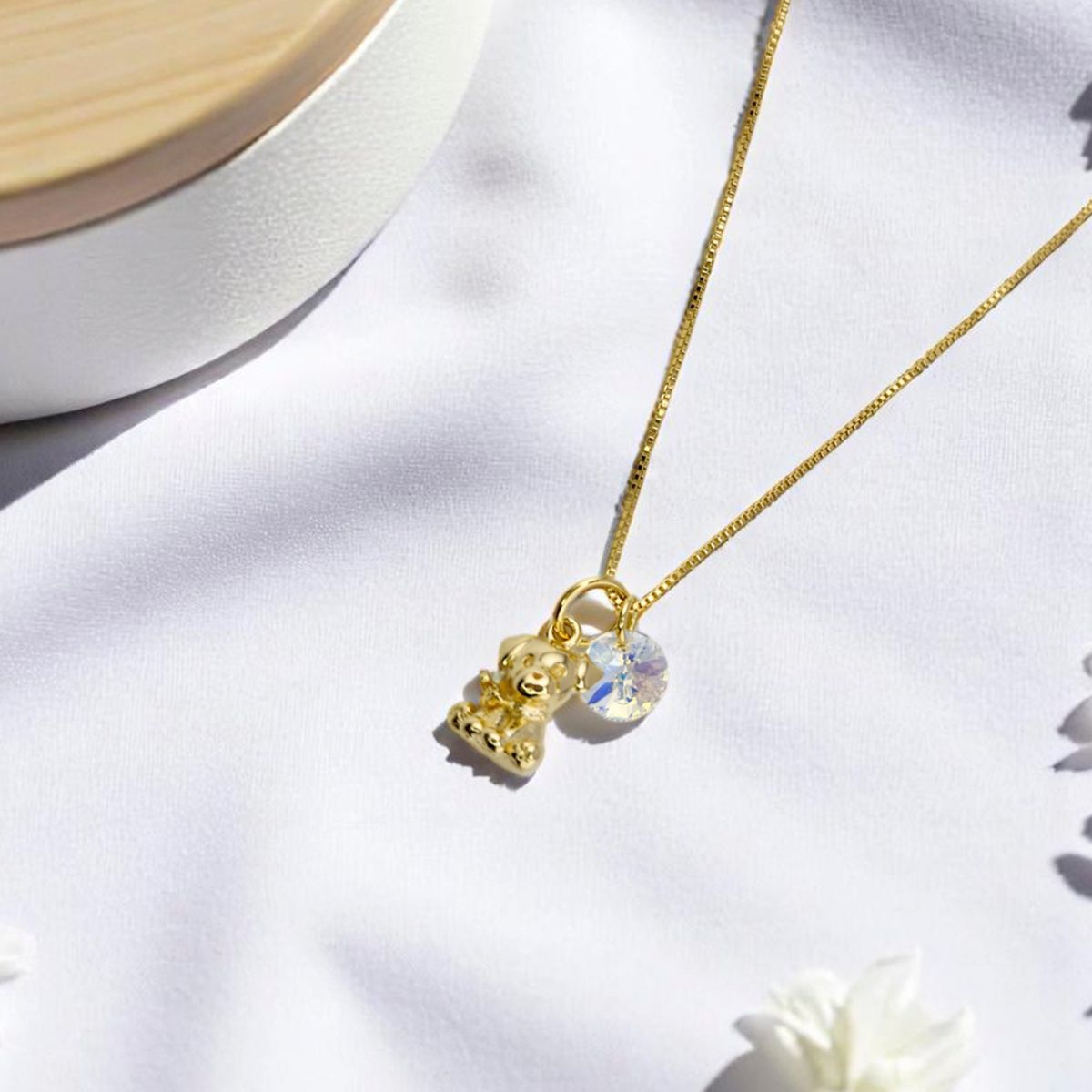 JOYAS MONTERO - Collar Nico Gold  Baño Oro 24k creado con cristales de Swarovski® Aurora Boreal