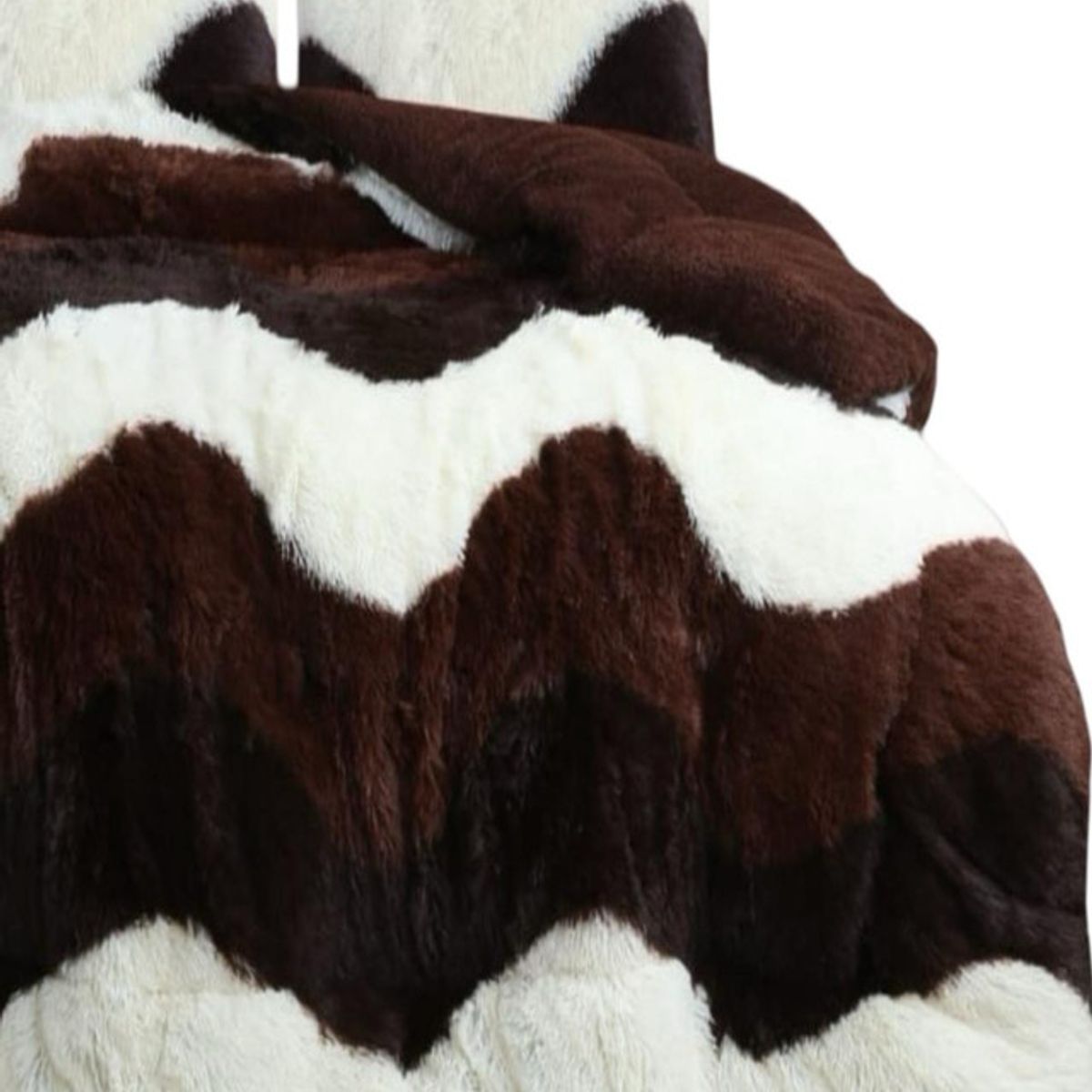 GENERICO - COBERTOR PELUDO CON CHIPORRO INVIERNO 2 PLAZAS Multicolor