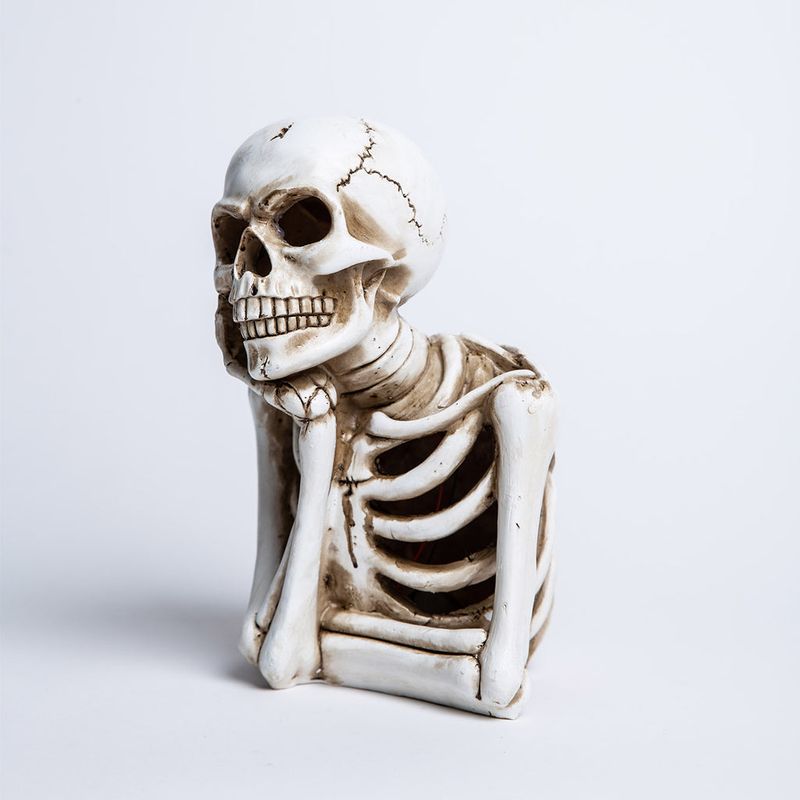 FRANK & MORTIS - Esqueleto Pensante con Luz LED Interior
