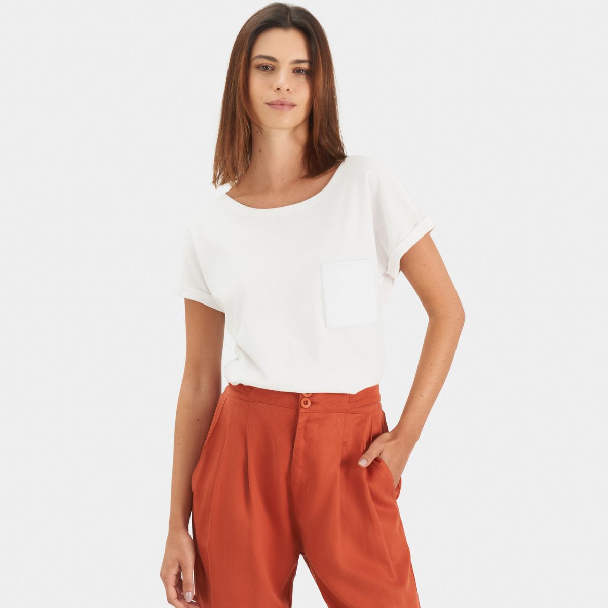 VELEZ - Vélez Camiseta Manga Corta Para Mujer Bolsillo Cuero Blanco