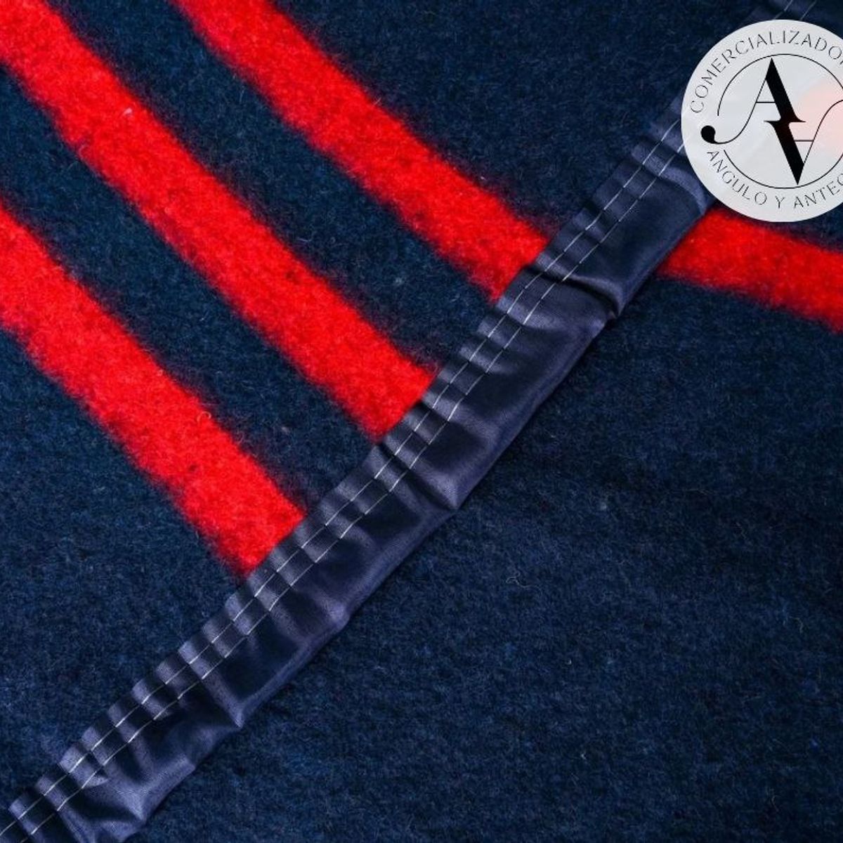 GENERICO - Fardo Lote Premium 20 Frazadas Térmicas 1 Plaza y Media