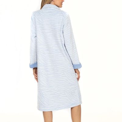 Imagen 2 del producto Bata Larga Polar Abotonada