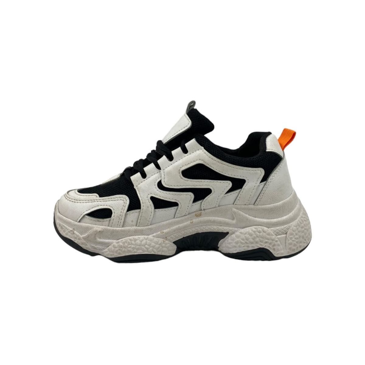 HERIEL - Zapatilla Negra Plataforma Mujer