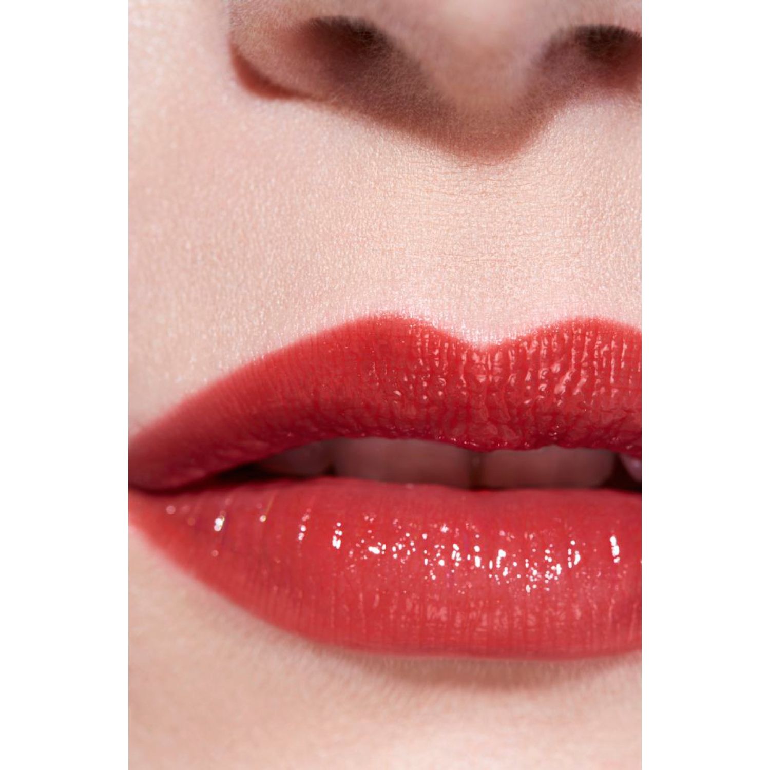 CHANEL ROUGE COCO FLASH Color, Brillo e Intensidad en un Flash
