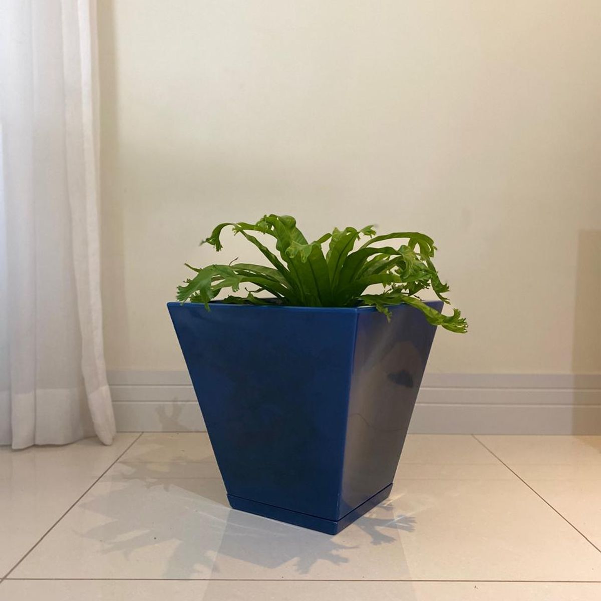 FLORIDIS - MACETERO FLORIDIS AZUL EFECTO MARMOL ZURIQUE 34CM ALTO CON PLATO