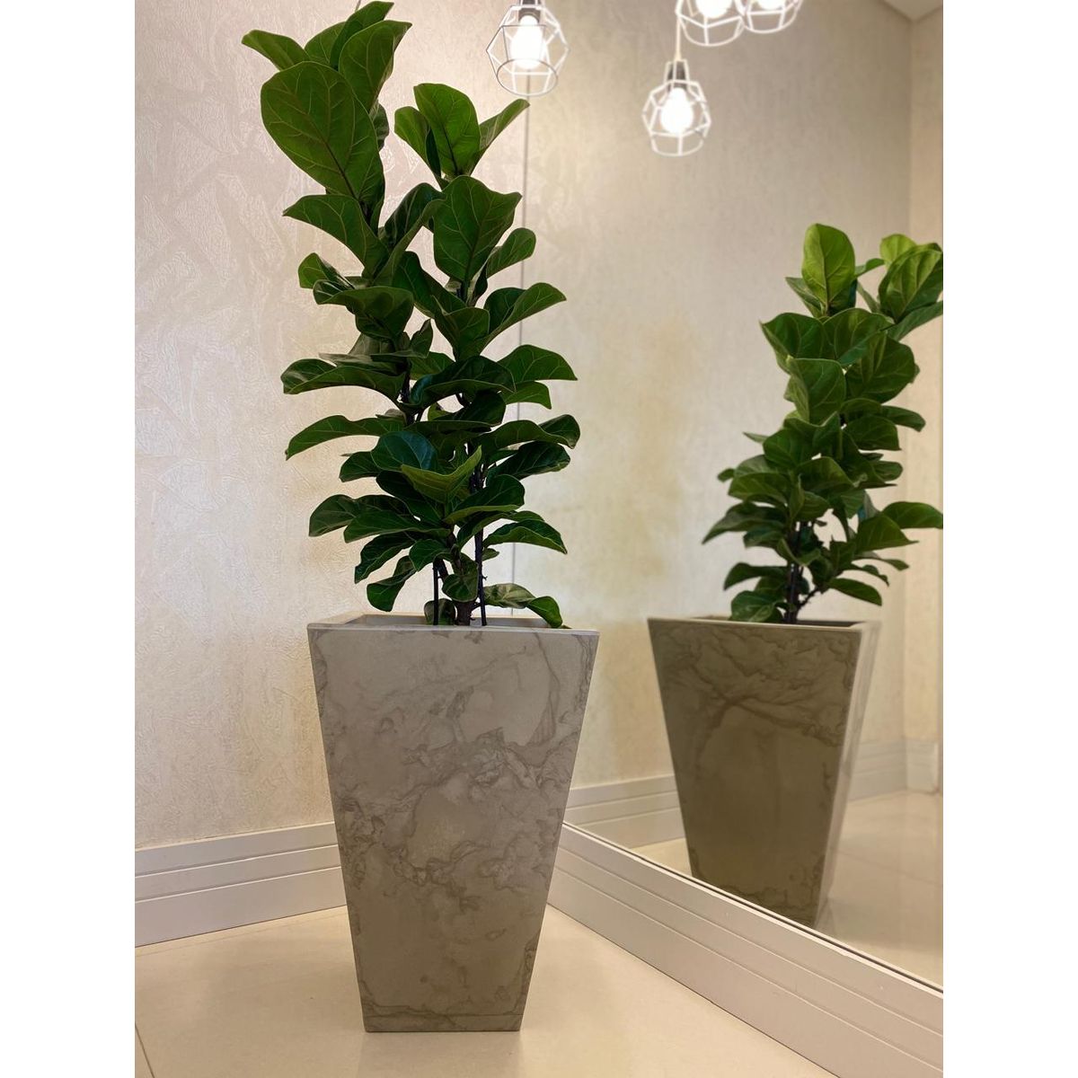 FLORIDIS - MACETERO FLORIDIS BEIGE EFECTO MARMOL ZURIQUE 55CM ALTO CON PLATO