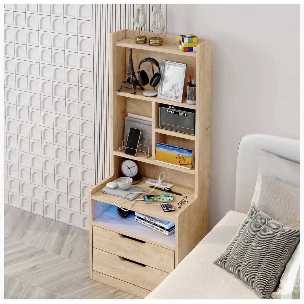 HOMER DESIGN - Velador Alto 127x35x45cm Con Luz Enchufe Y Estante 2 Tiras