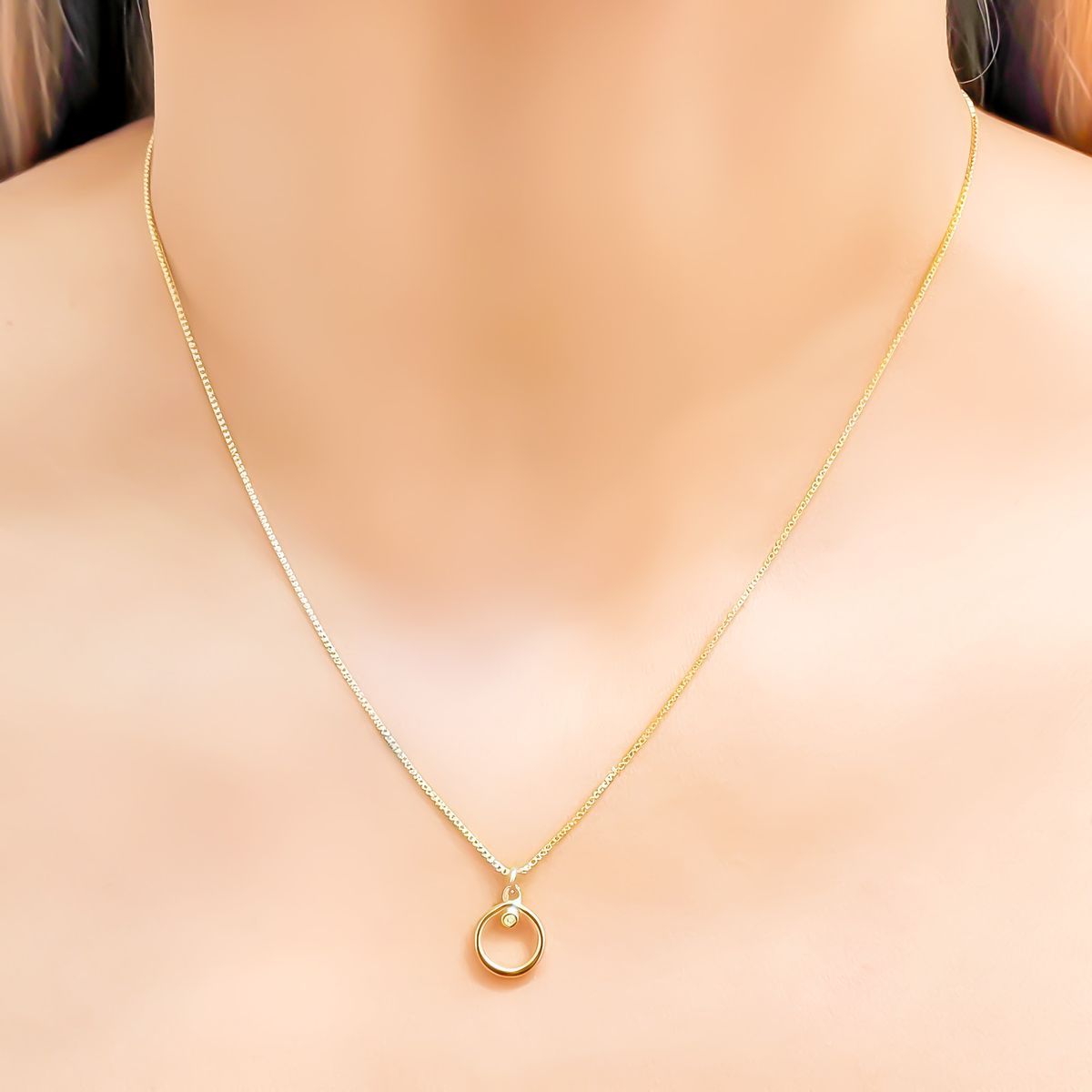 COGGIOLA - Collar Círculo Circón Enchapado Oro 18K