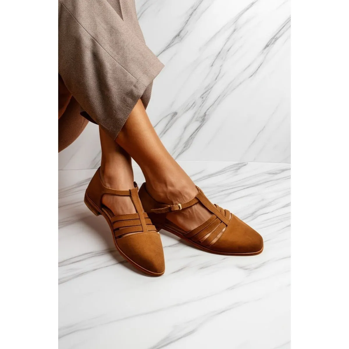 GANDARVA - Pastora Café Gamuza Plana