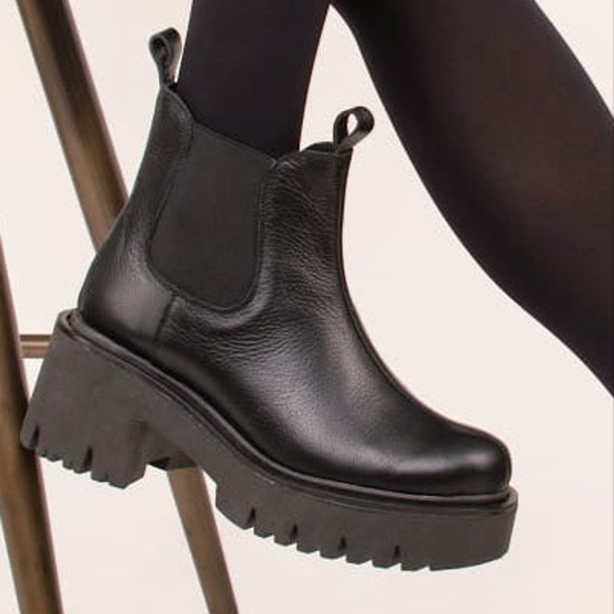 GANDARVA - Botín Mujer De Cuero Dafne Terraplén Negro