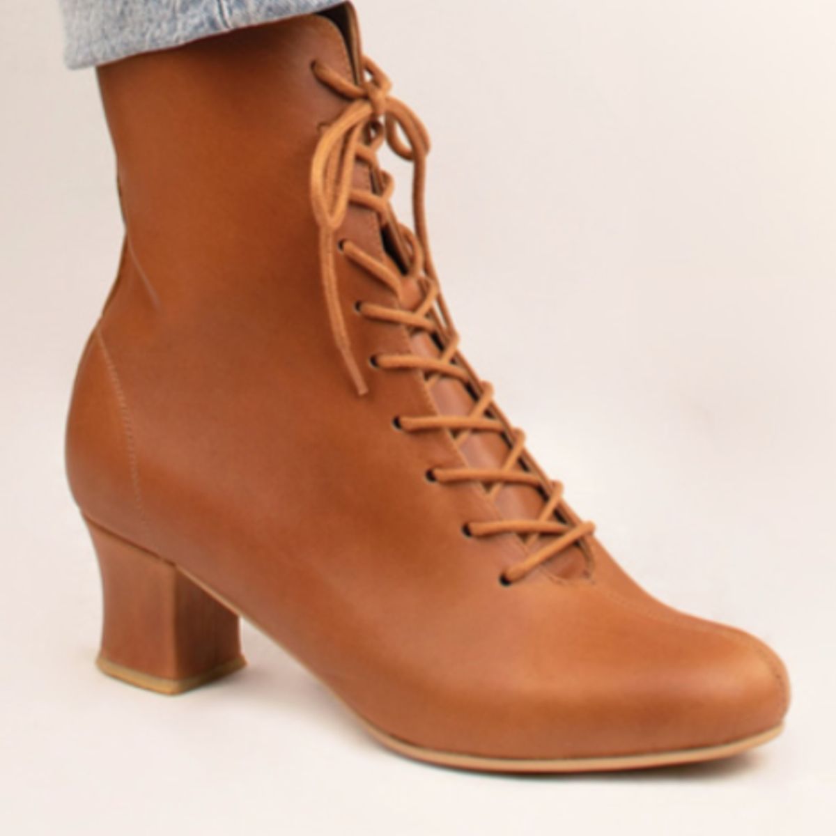 GANDARVA - Botín Mujer De Cuero Atenea Camel 5 cm