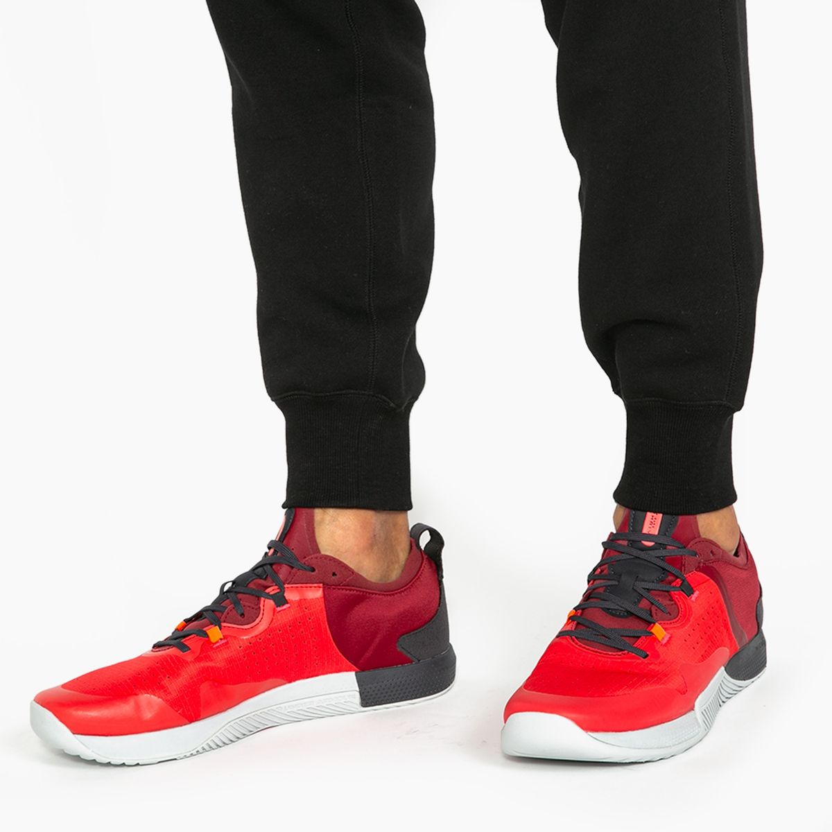 UNDER ARMOUR - Tribase Thrive 2 Zapatilla Cross Training Hombre