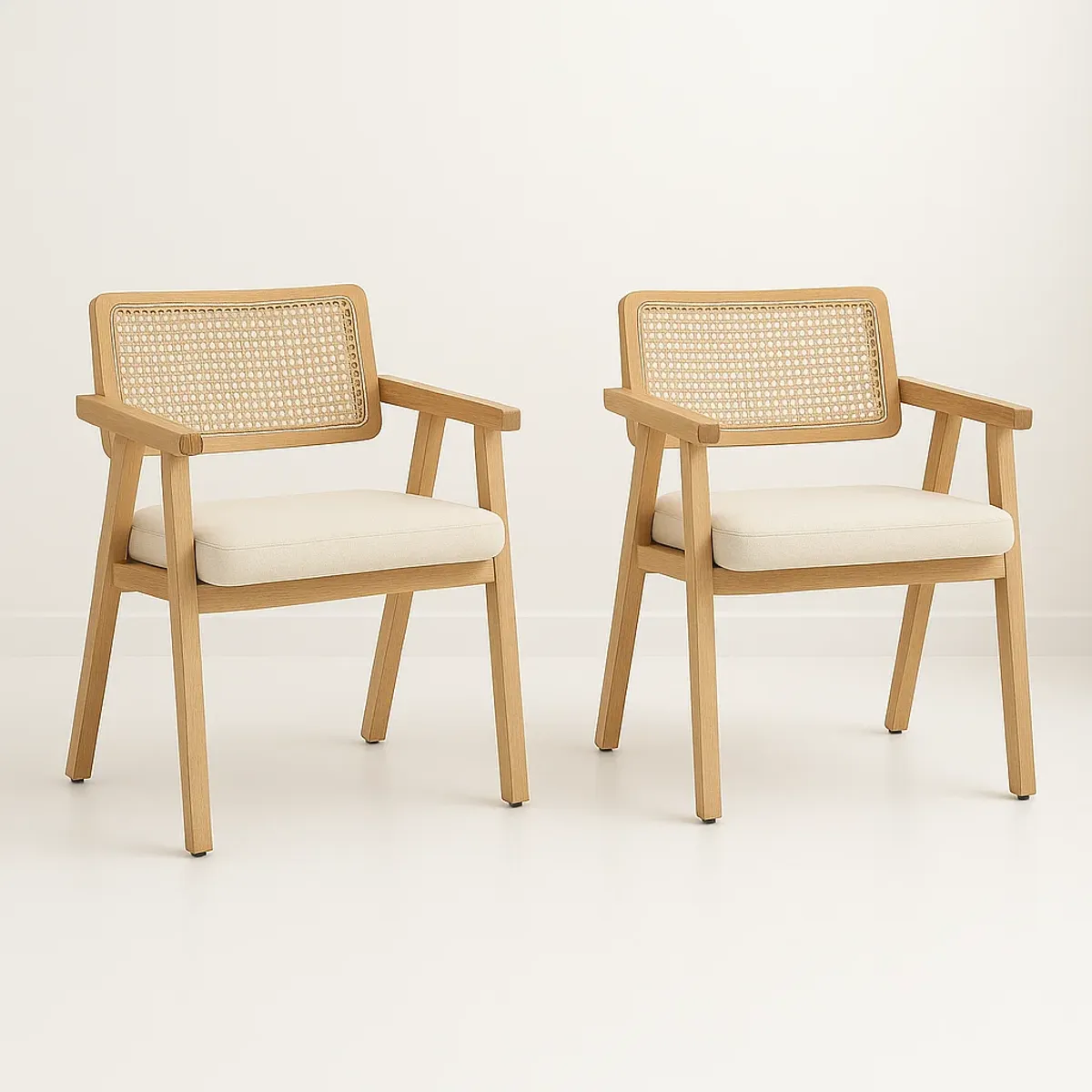 KLIK - Pack de 2 Sitiales Acolchado Chandigarh Butaca Rattan - Madera