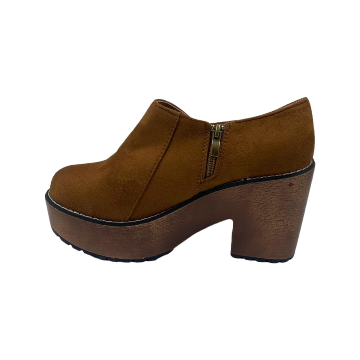HERIEL - Zapato Camel Plataforma Tachas