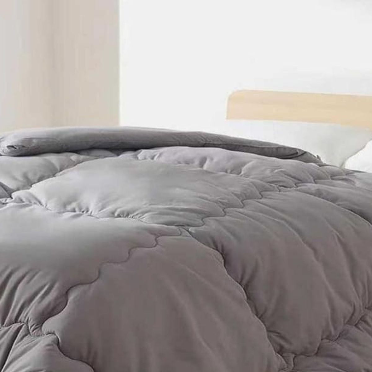 GENERICO - Edredon Nordico de Microfibra - Plumon Sintetico 2 plazas Color Gris