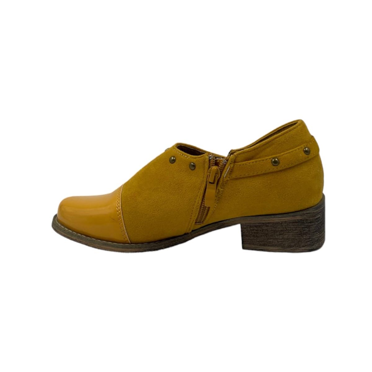 HERIEL - Zapato Amarillo Tachas Gamuza