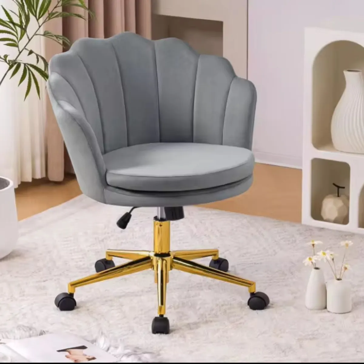 HABITA2 CHILE - Silla Escritorio Ostra Felpa Gris Pedestal Dorado