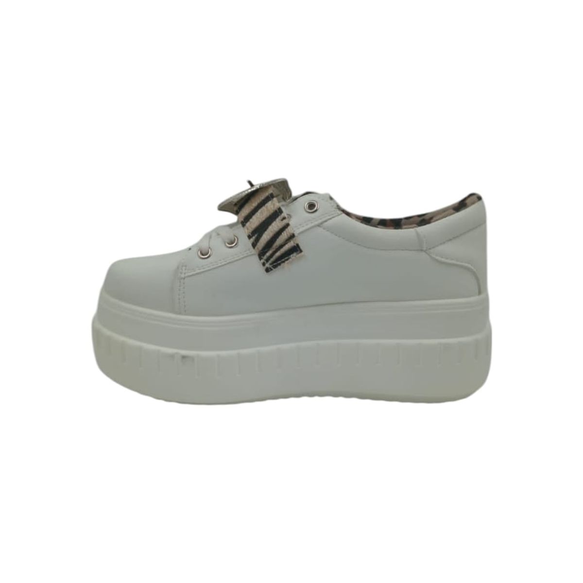 HERIEL - Zapatilla Blanca Plataforma