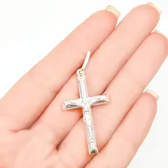 ANDREA COGGIOLA JOYAS - Colgante Cruz Cristo Tubular Plata Fina 925