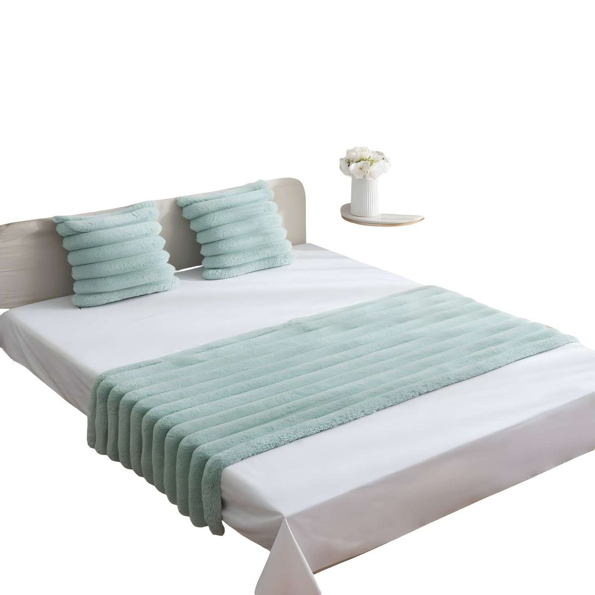 GENERICO - JUEGO DE PIECERA CON DOS FUNDAS DE COJIN MODELO LINEAL KING CELESTE