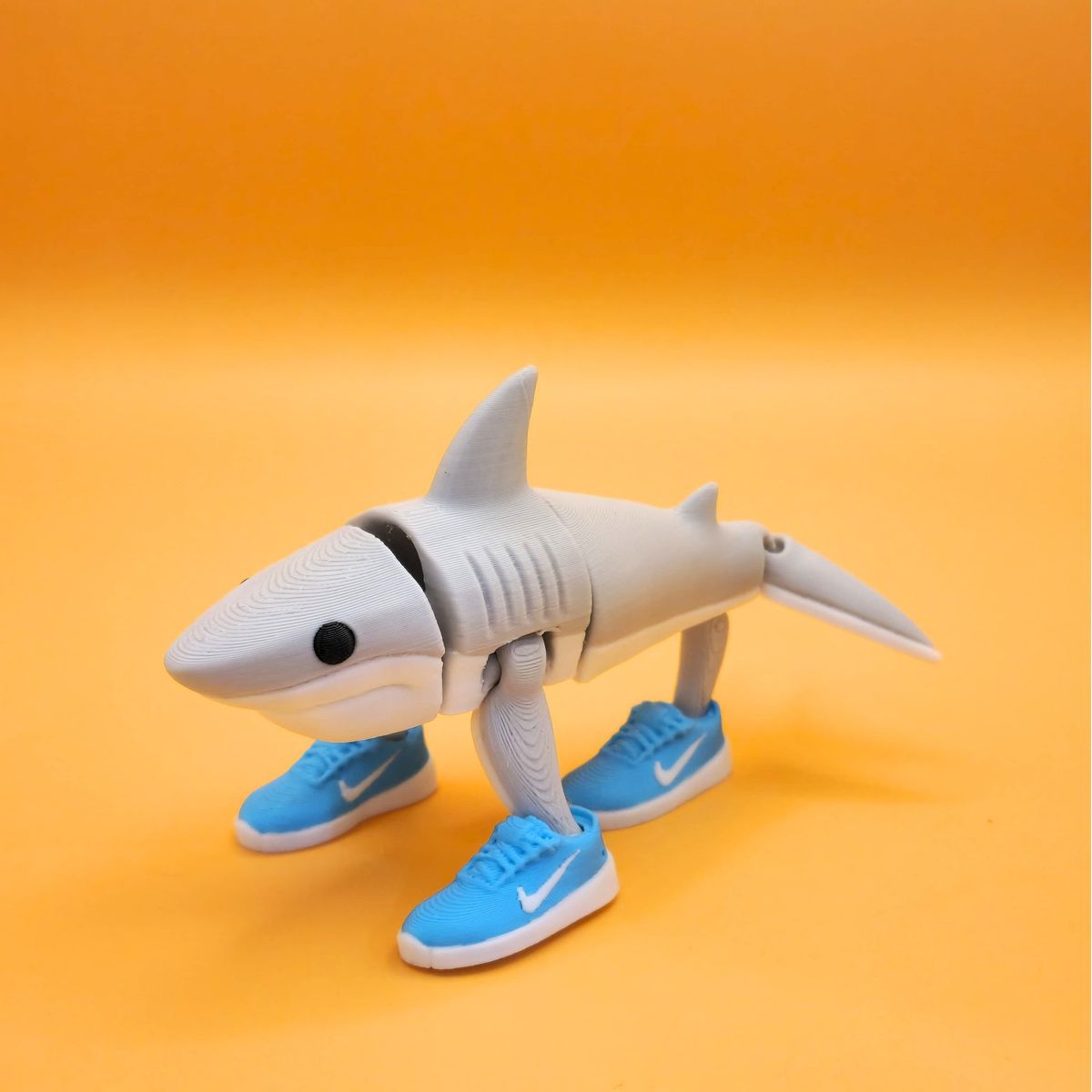 GENERICO - Figura de Acción Tralalero Tralalá - Tiburón Brainroot Articulado Multicolor