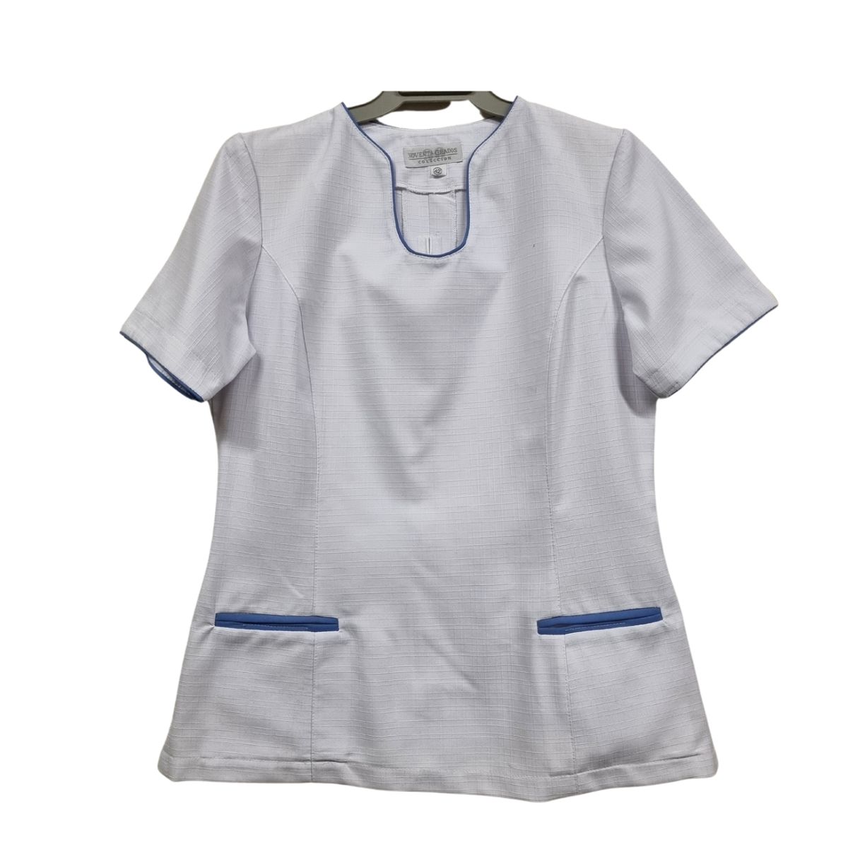 90 GRADOS - Chaquetilla Blanca con Ribetes Azules Para Mujer…