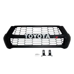 TOYOTA - Máscara Hilux Sport Gr Aplica 2020-2024