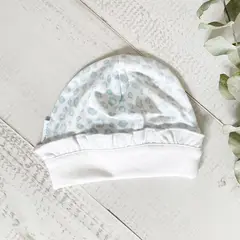WAWA BABY DESIGN - Gorro Wawa Animal Print Celeste Algodón Pima