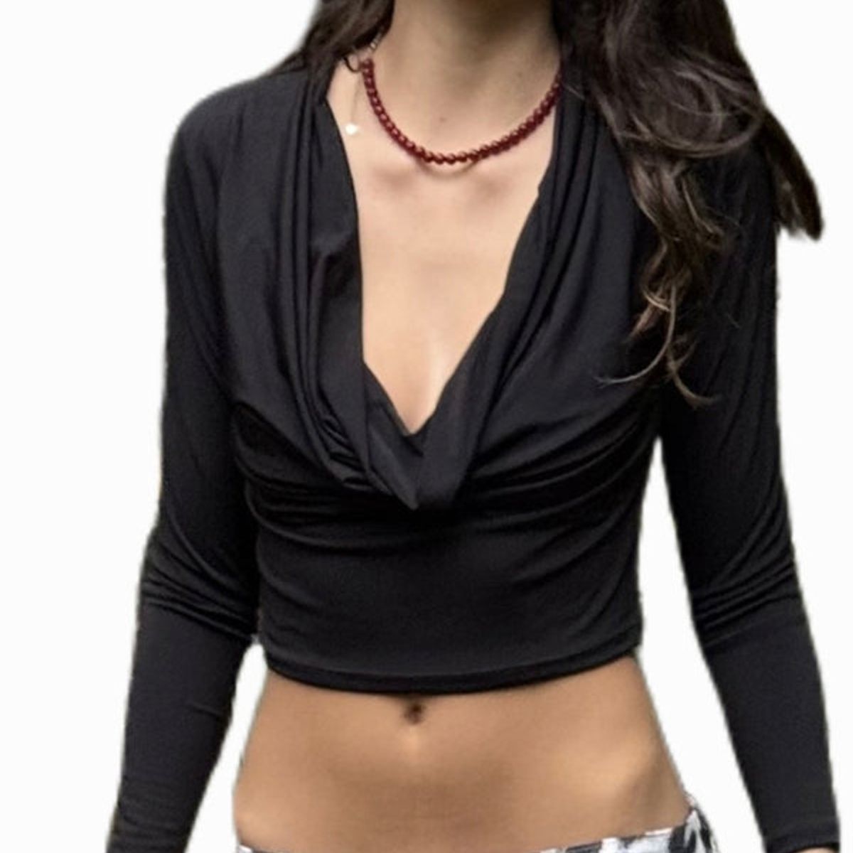 ME QUIERE MUCHO POQUITO NADA - Polera Negra Drapeada Manga Larga - Silvana - MQM