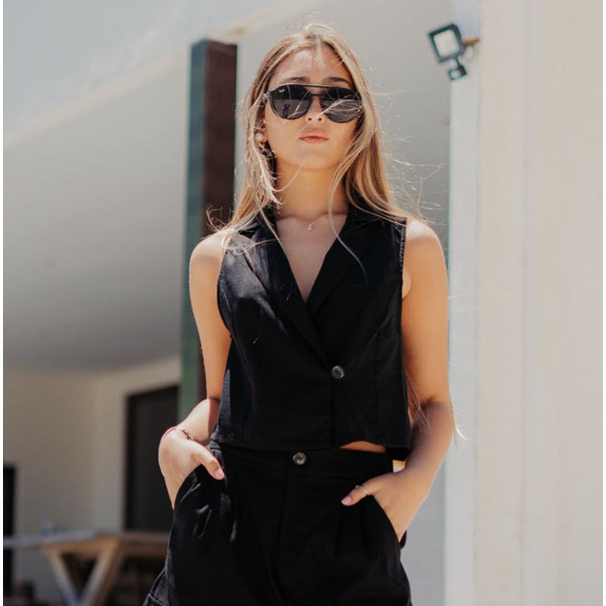 ME QUIERE MUCHO POQUITO NADA - Gillette Vest sin Mangas de Lino para Mujer - Amapola - MQM