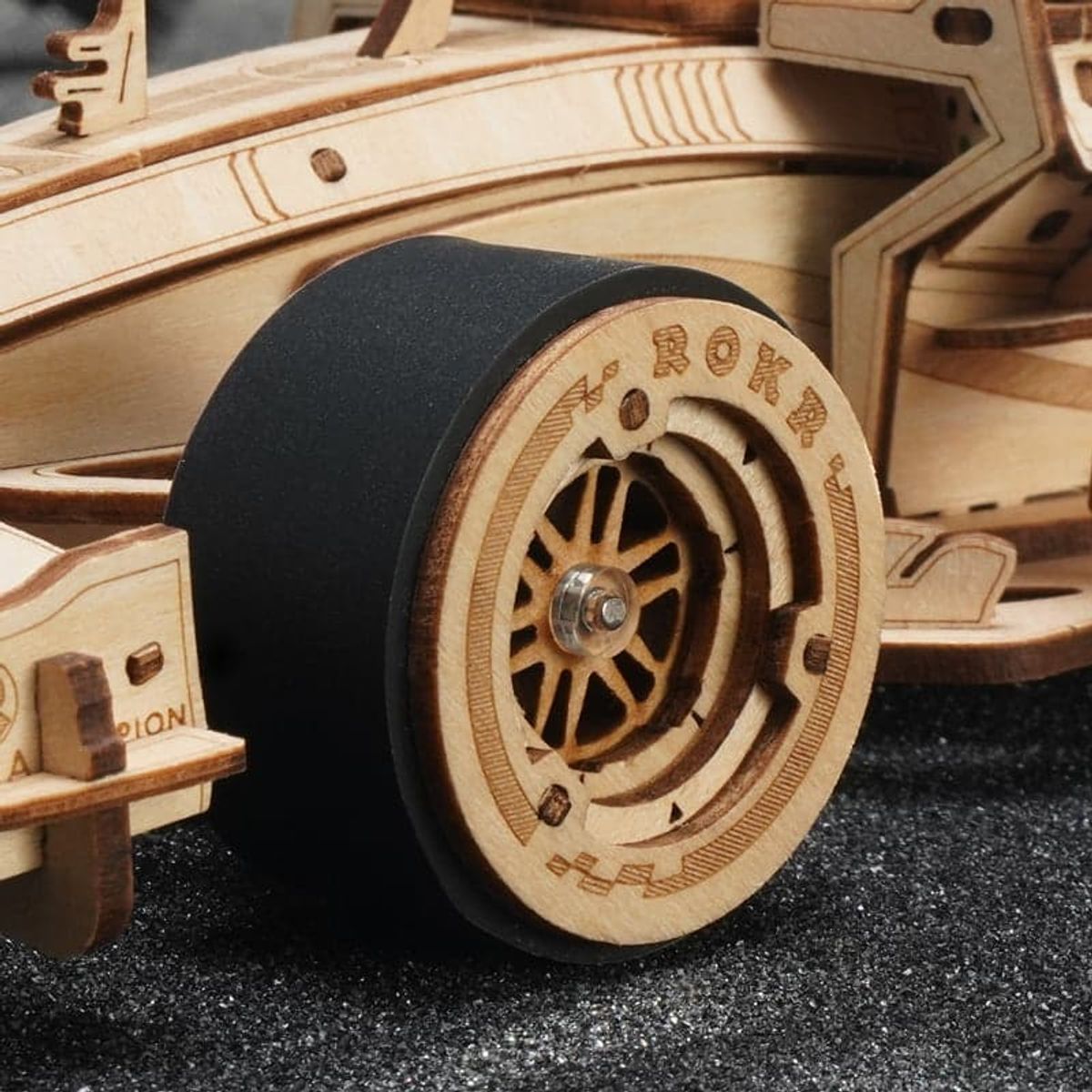 ROBOTIME - Puzzle 3D de Madera Racing Car – Auto de Fórmula 1 Robotime