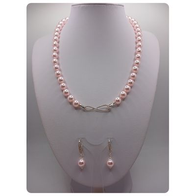 Imagen 1 del producto Collar + aros de perlas Swarovski  con broche de plata y circones.